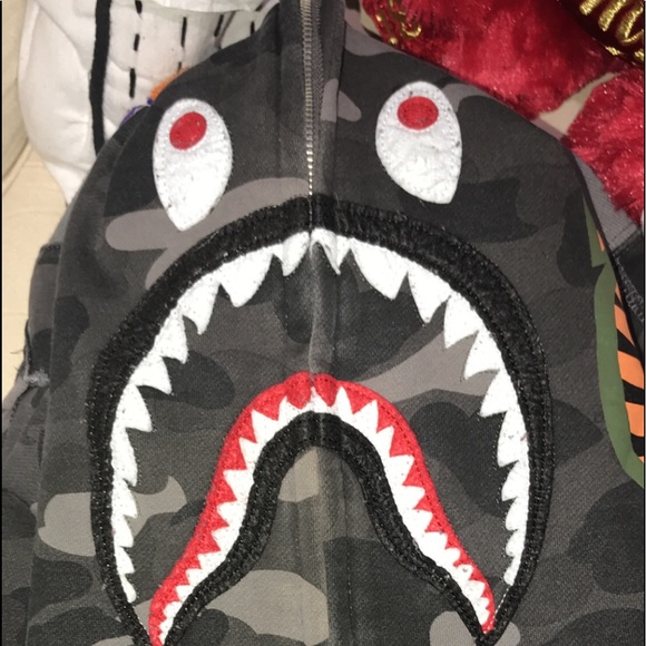 Bape - Picture 1 of 4